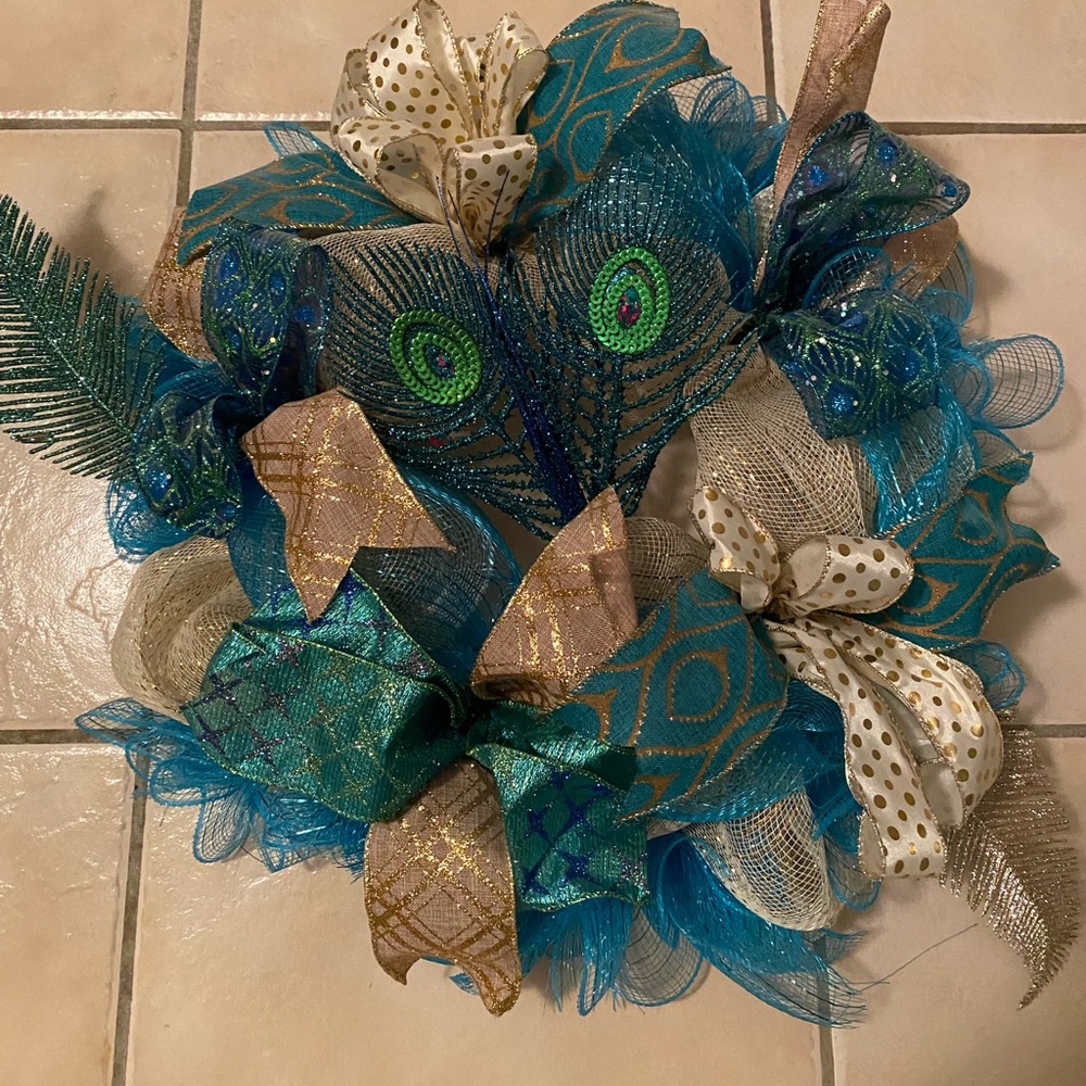 Peacock Wreath